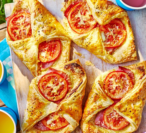 4 cheese, tomato & ham turnovers