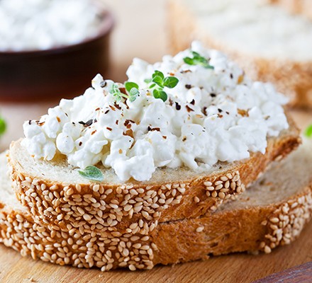 Cottage cheese on bread